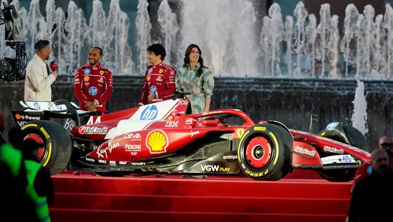 Formula 1 2024 Sezonu: Lewis Hamilton ve Charles Leclerc Hangi Takımlarda Olacak?