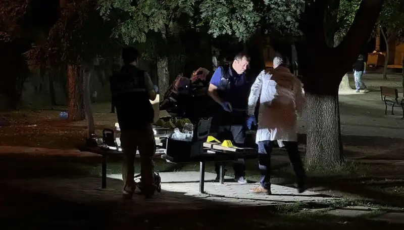Husumetin Sonunda Kan Aktı: Bir Kişi Hayatını Kaybetti, İki Kişi Yaralı