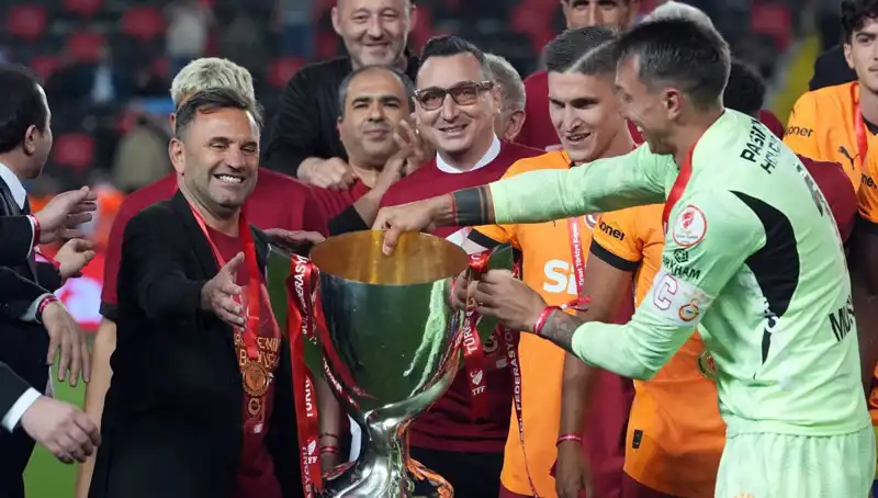 Okan Buruk, Galatasaray'daki Hedeflerini ve Gelecek Vizyonunu Açıkladı