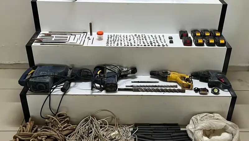 Balıkesir’de Tarihi Eser ve Patlayıcı Madde Operasyonu: Kimler Yakalandı?