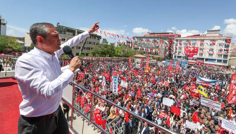 Özgür Özel: Silah Bırakma Çağrısına Kesin Destek Veriyoruz!