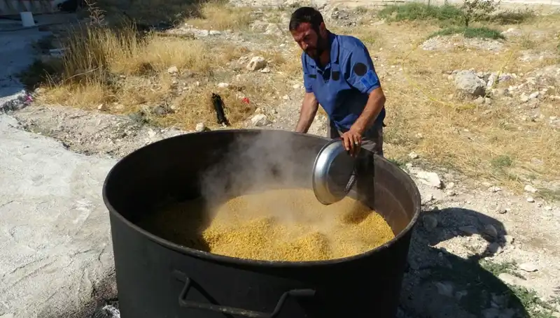 Her Yıl Ağustos'ta Başlayan Gelenek: Kazanlar Kaynamaya Hazır!
