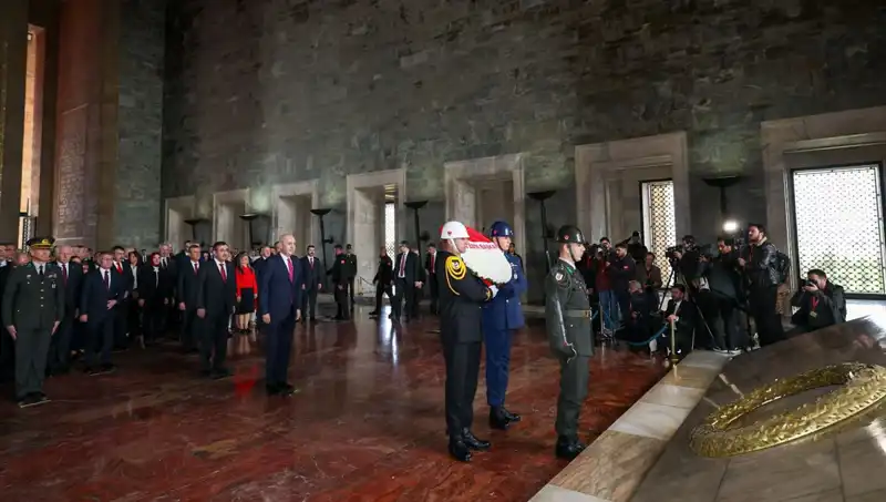 Anıtkabir'de Devlet Erkanının Bir Araya Geldiği Anlamlı Tören