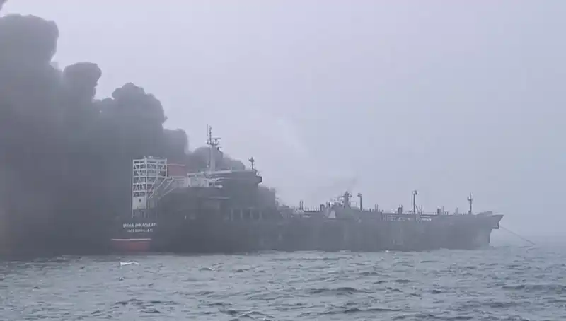 Kuzey Denizi’nde Zehirli Çarpışma: Kaza Alanı Artık Yasaklı Bölge