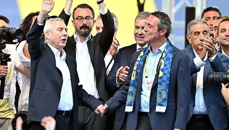 Aziz Yıldırım ve Ali Koç'tan Sürpriz Buluşma: Futbolun Geleceği Ne Olacak?