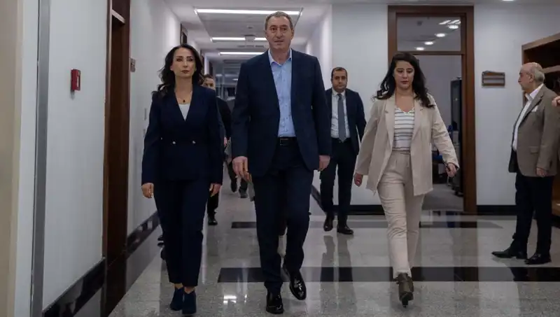 DEM Parti Heyeti, Üç Partili Siyasi Ziyaretlere Devam Ediyor