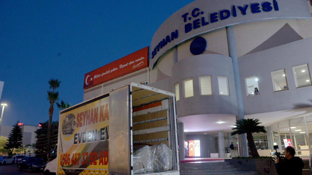 Seyhan Belediyesine Mali Sorunlar Devam Ediyor