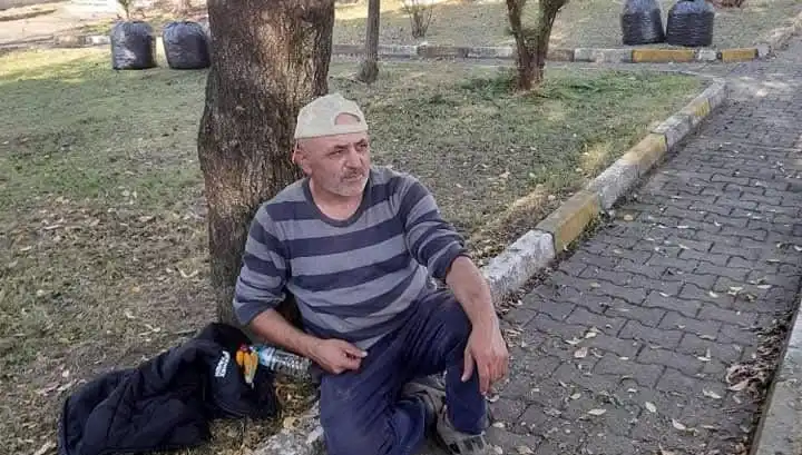 Teravih Namazı Çıkışında Beklenmedik Ölüm: Kalabalıkta Şok Anlar