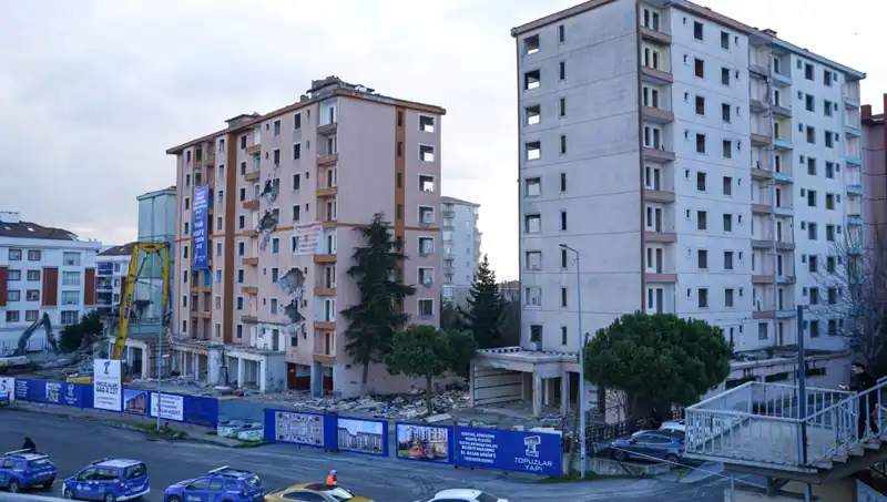 Büyükçekmece'de 10 Bina Yıkım Kararı: Nedenleri ve Gelecek Planları
