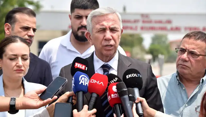 Mansur Yavaş, Muhittin Böcek'i Ziyaret Etti: İş Birliği Adımları Atılıyor