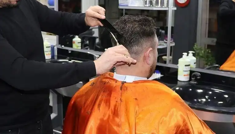Türkiye’deki Berberler, İngiltere’deki Soruşturma ile Şokta: Neler Oluyor?