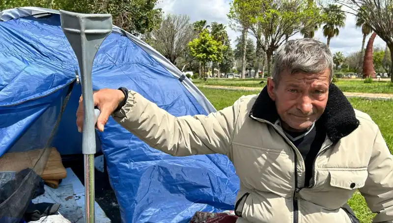Kaza Sonrası Hayatını Kaybeden Genç: Çadırda Yaşam Mücadelesi