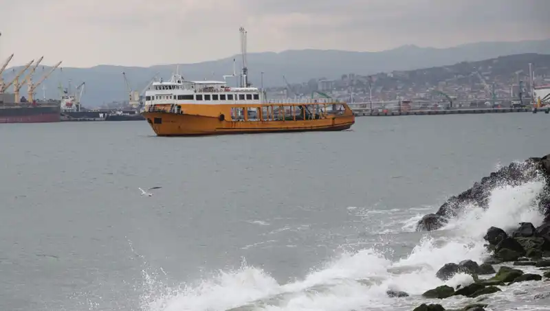 Tekirdağ'da Deniz Ulaşımında Poyraz Engeli: Seyahat Planlarınızı Gözden Geçirin!