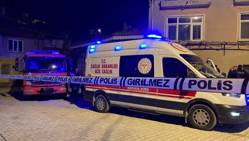 Yaşlı Adam Evinde Korkunç Bir Yangın Sonucu Hayatını Kaybetti