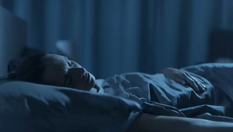 İrlandalı Bilim İnsanından Uykuya Dalma Sırrı: Artık Gece Uykusuz Kalmayacaksınız!