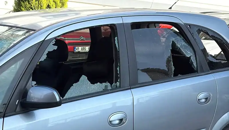 Silahlı Kavga: Komşular Arasında Çıkan Kargaşada Bir Ölü, Üç Yaralı