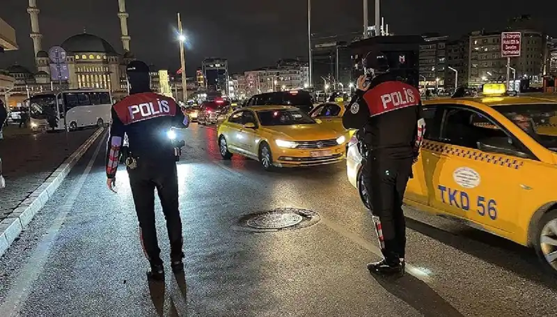 İstanbul'da Gece Operasyonu: 873 Gözaltı ile Huzur Sağlandı