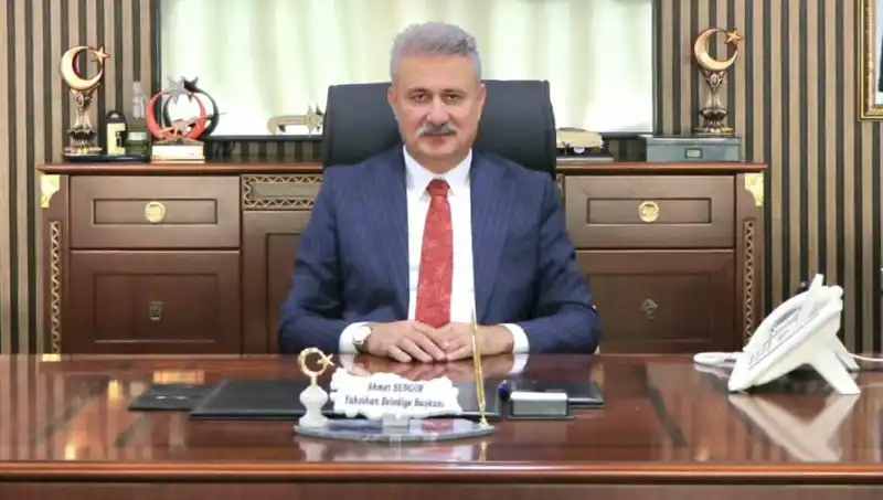 Yahşihan Belediye Başkanı Ahmet Sungur Gözaltına Alındı: AK Parti'den Resmi Açıklama Geldi
