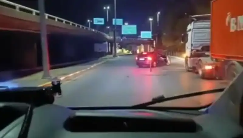 İstanbul'da Yüzyılın Kaçakçılık Operasyonu: 36 Milyon TL Değerinde Ürünler Ele Geçirildi