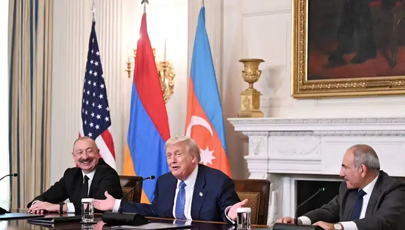 Aliyev'den Ermenistan'a Acil Anayasa Çağrısı: Zaman Kaybetmenin Bedeli Ağır Olabilir