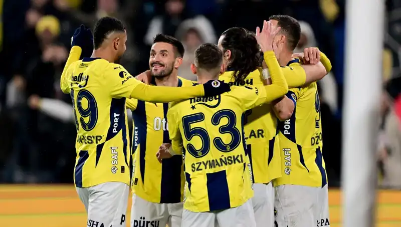 Kadıköy'de Futbol Ateşi: 2025 Sezonu Bambaşka Geçiyor!