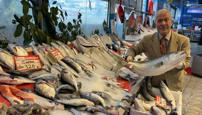 Ramazan’da Tezgahları Süsleyen Balıklar: Fiyatlar Neden Düşüyor?